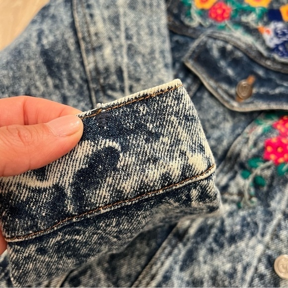 Las Manos Women’s Bohemian style hand embroidered Denim Jean Jacket Size Large - Picture 10 of 15